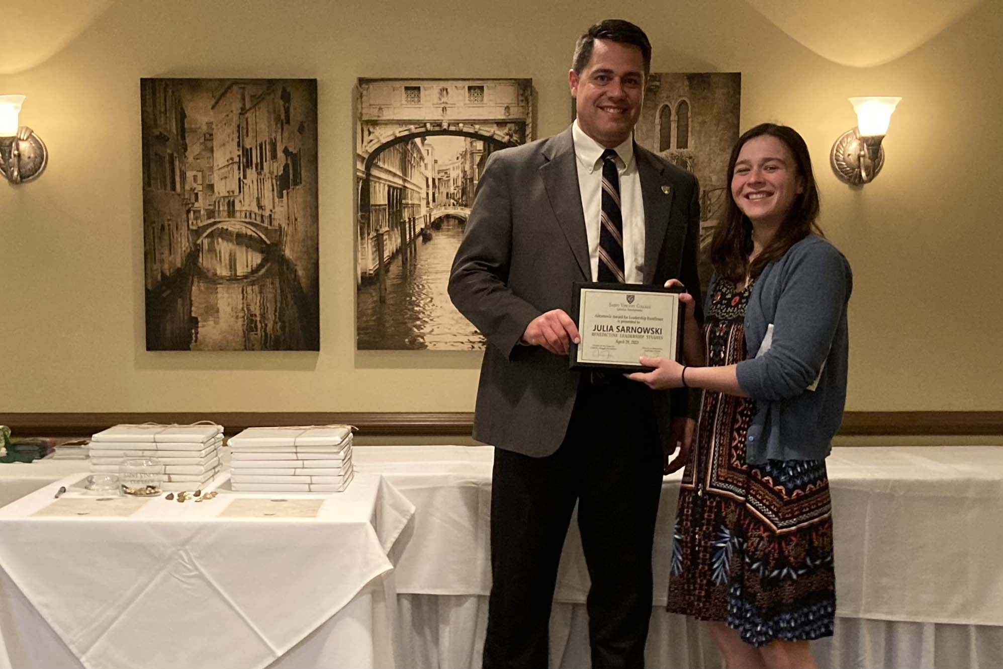 Benedictine Leadership Studies Program awards Julia Sarnowski inaugural Abramovic Award